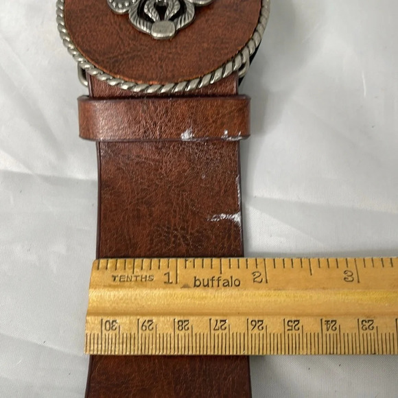 SIGNATURE Levi Strauss Boho Wide Western Belt Brown Vegan Leather Peg & Hole M/L - Picture 10 of 11